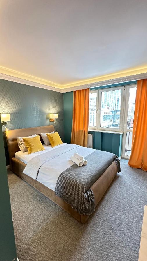 Gold Apartment Zlota - Palace Of Culture View- Netflix Warsaw Luaran gambar